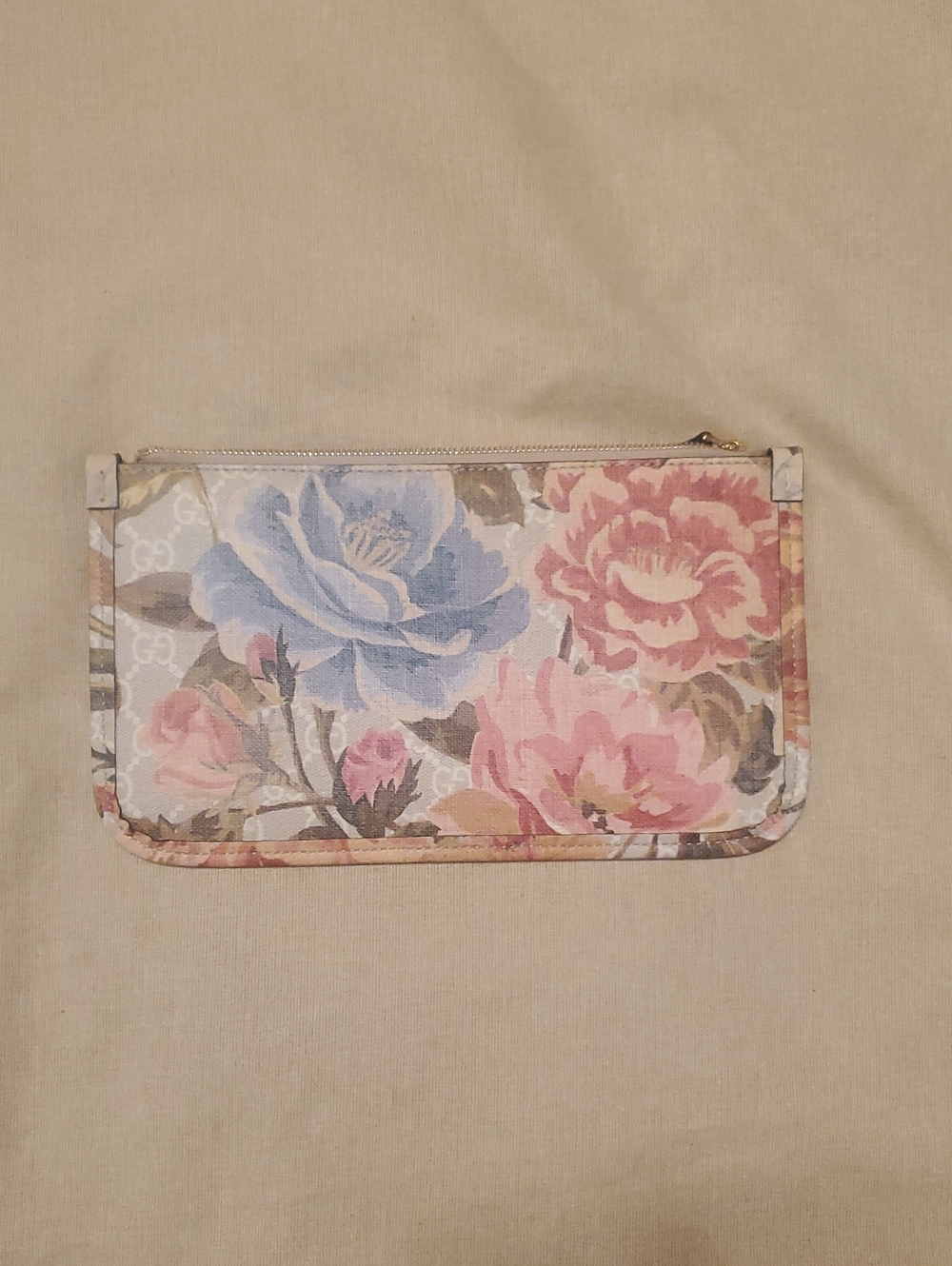 Gucci Floral Zip Pouch - Pink & Blue NWOT Never Used